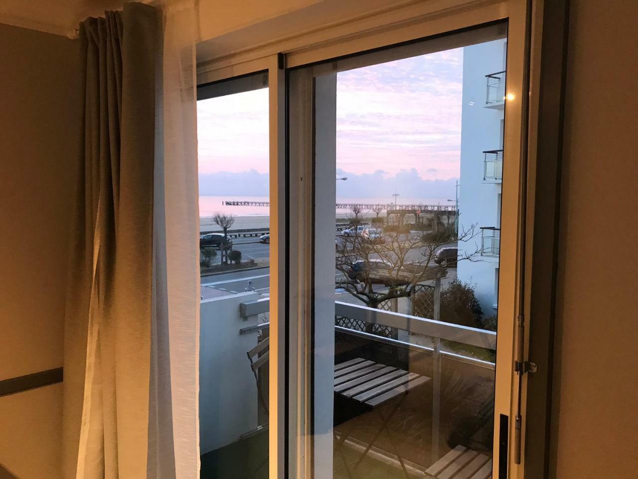 Couchant Radieux Appartement 2 Pieces 4 Personnes Vue Mer Saint-Jean-de-Monts Eksteriør billede