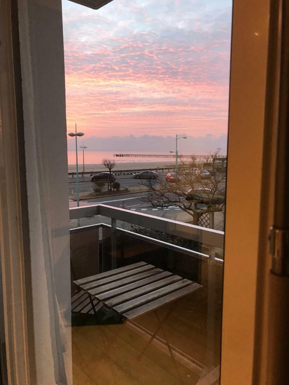 Couchant Radieux Appartement 2 Pieces 4 Personnes Vue Mer Saint-Jean-de-Monts Eksteriør billede